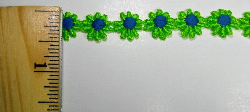 1/2" Venice Lace Daisy Trim Col. Lime / Blue - Put up: 30 Continuous Yards